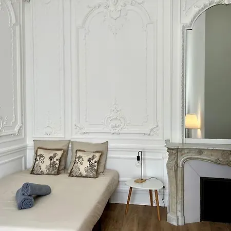 Casa Cezane - Place De La Comedie, Apartment