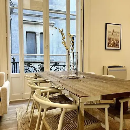 Apartment Casa Cezane - Place De La Comedie,